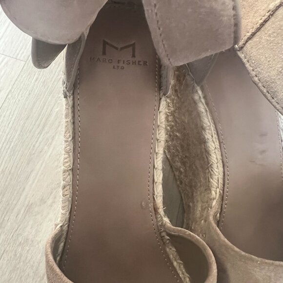 Marc Fisher Alita Platform Wedge Espadrille Sandals Taupe 9.5 Casual Vacation - Picture 5 of 7